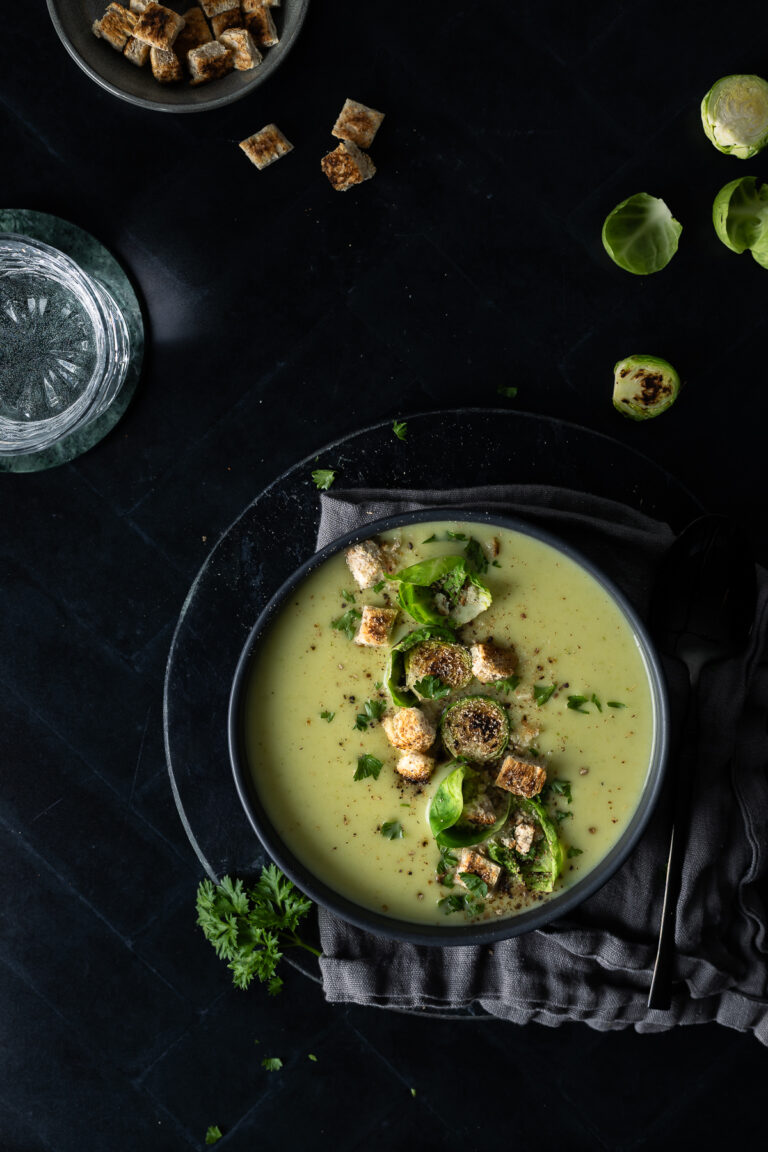 Rosenkohlsuppe - Foodfotografie Neufeld in NRW